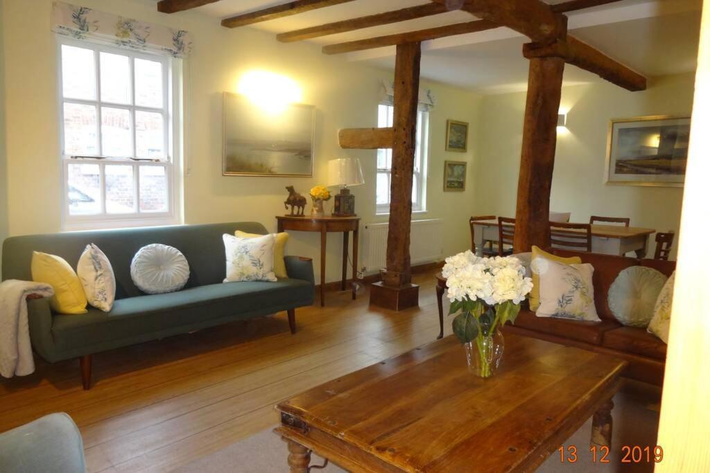Lovely Old Cottage Stratford-upon-Avon Eksteriør billede